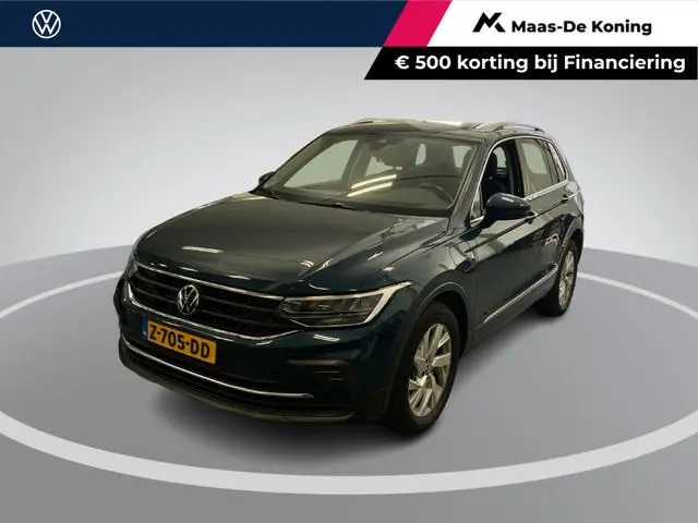 Volkswagen Tiguan 1.4 TSI eHybrid Life Business SOH 99,1% · Camera · Apple/Android Car Play · Wegkla...