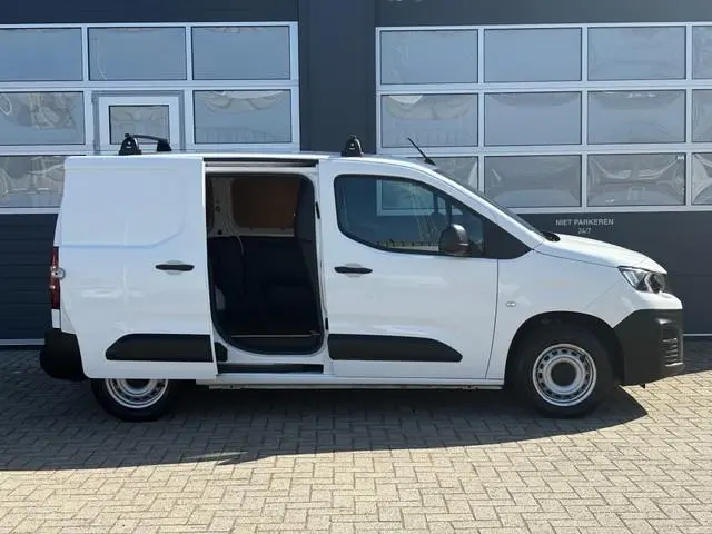 Peugeot Partner PREMIUM 1.5 BlueHDI 99PK Cruise / Airco / Carplay / Busslot / Bluetooth