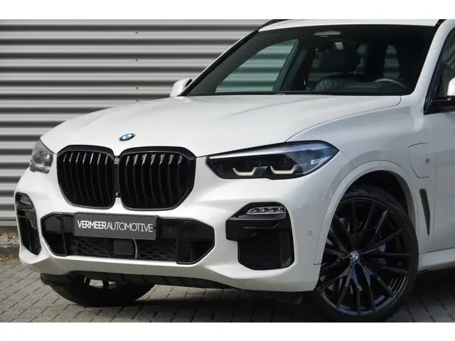 BMW X5 xDrive45e High Executive M Sport | Pano | Luchtvering | Memory | ACC | 360 |