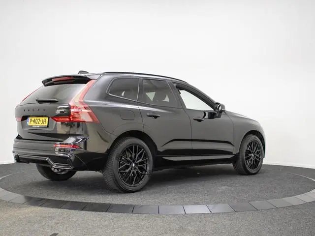 Volvo XC60 2.0 B4 R-Design | All-seasonbanden | Memory seat