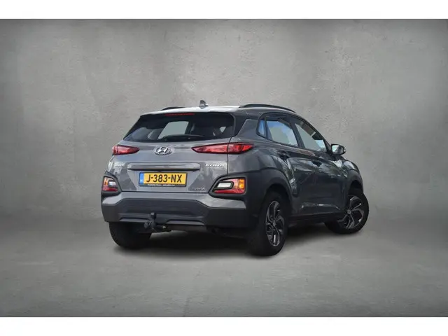 Hyundai Kona 1.6 GDI HEV Comfort | Trekhaak | Apple CarPlay | Camera | Climate