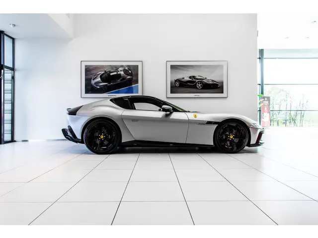 Ferrari 12Cilindri