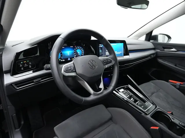 Volkswagen Golf Variant 1.5 eTSI 130 pk DSG Style | Geheugen-/massagestoel | Adaptive Cruise | Carpl...