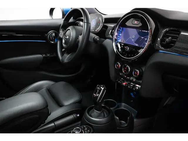 Mini Mini 1.5 Cooper Classic | COMFORT / CONNECTED NAVIGATION- PACK | PANORAMADAK | DAB | APPLE | 17"