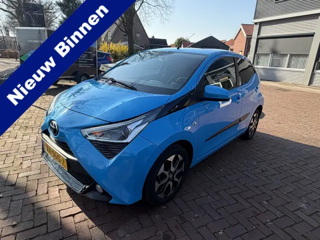 Toyota Aygo 1.0 VVT-i x-joy Apple Carplay/Android Auto km stand 10.000 Nap 1e eigen