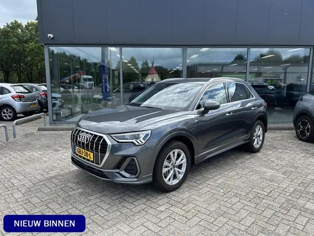 Audi Q3 45 TFSI e S edition S line AUTOMAAT | PLUG IN HYBRIDE