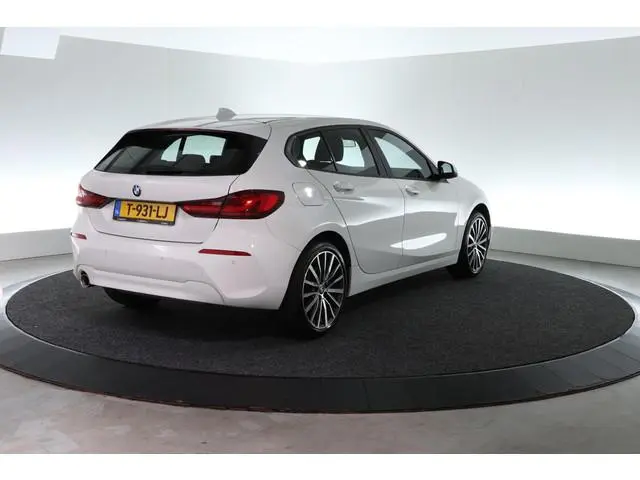 BMW 1-serie 116i | CARPLAY | CLIMA | STOELVERW. |