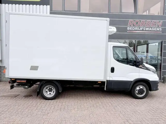 Iveco Daily 35C14 Aut. Koelwagen Vrieswagen Bakwagen Laadklep Dubbellucht