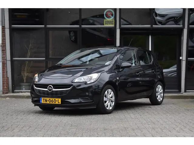 Opel Corsa 1.4 Edition Airco Cruise Trekhaak