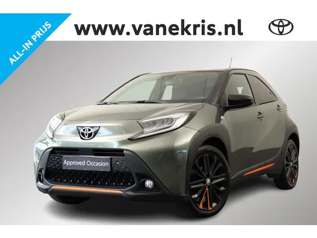 Toyota Aygo X 1.0 VVT-i Limited, Parkeersensoren, Winterbanden, Stoelverwarming