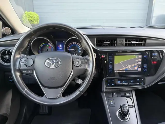Toyota Auris Touring Sports 1.8 Hybrid Lease ✓Pano✓Navi✓Camera✓Dealer Onderhouden✓Recent beurt gehad...