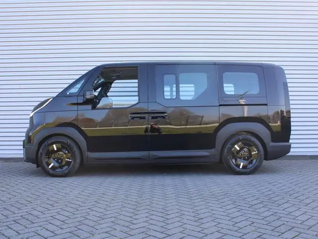 Kia PV5