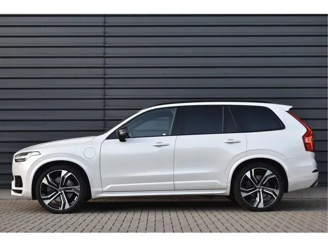 Volvo XC90 2.0 T8 Recharge AWD R-Design | Panorama | Bowers&Wilkins | Trekhaak | Luchtvering | 22''...
