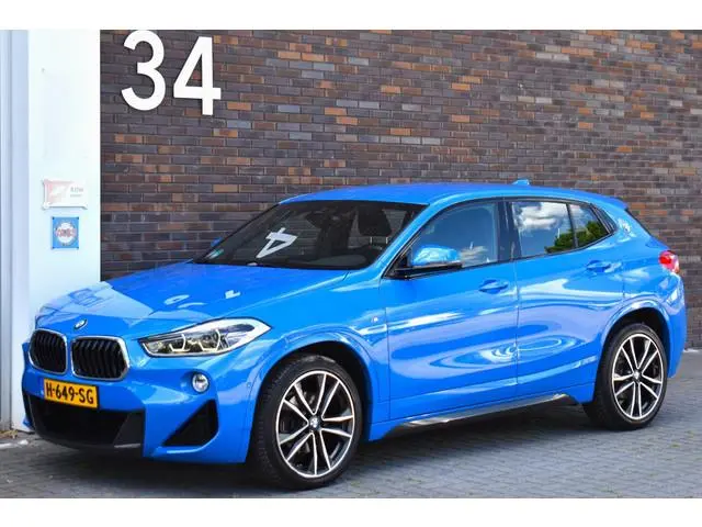 BMW X2