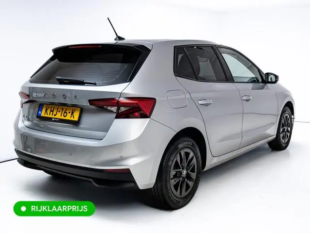 ŠKODA Fabia 1.0 TSI Business Edition |Stoelverwarming | Cruise | Camera | Apple Carplay/Android auto...