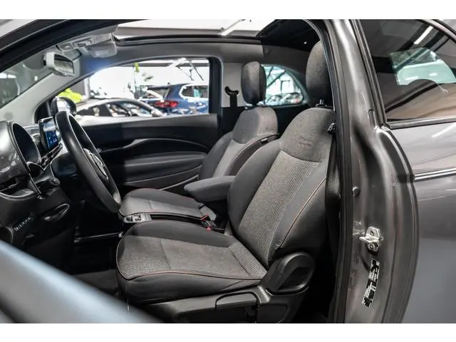 Fiat 500 C Icon 42 kWh Camera | Dodehoekdetectie