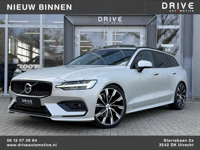 Volvo V60 2.0 T6 AWD Inscription Polestar |Full option| Pano|B&W|StoelVentilatie|PilotAssist|Trekhaa...