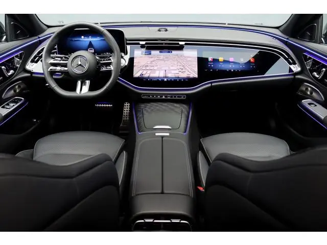 Mercedes-Benz E-klasse 400 e 4MATIC AMG Line | Hyperscreen | Distronic | Burmester | Leder | Trekhaa...