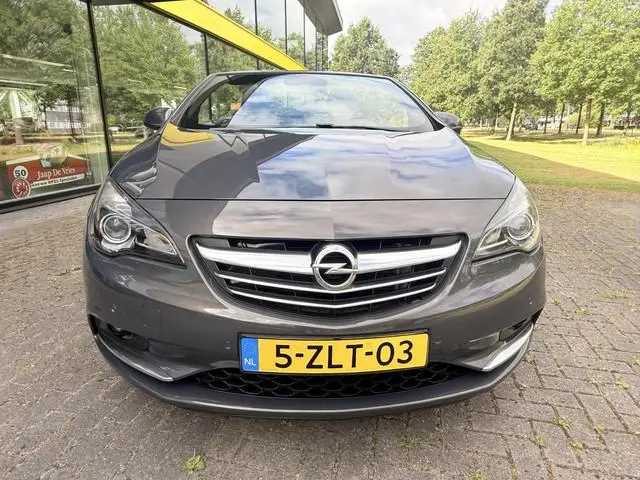 Opel Cascada