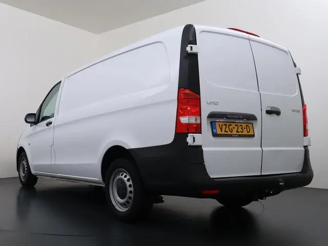Mercedes-Benz Vito 110 CDI Lang Facelift Trekhaak Airco Navigatie 3 Zitplaatsen