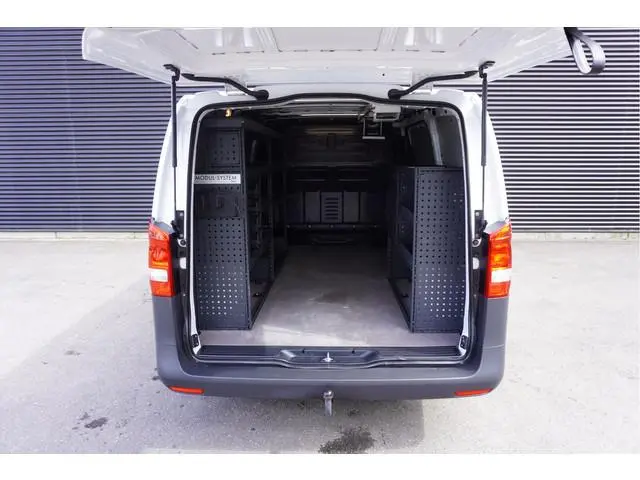 Mercedes-Benz Vito 114 CDI 136pk Automaat L2H1 Lang  Apple Carplay Navigatie Camera Trekhaak ACC Cru...