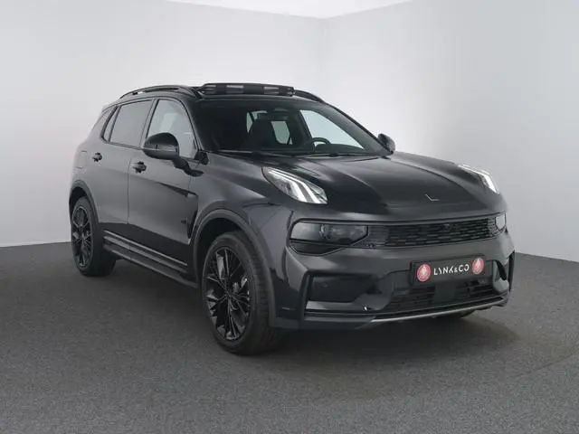 Lynk & Co 01