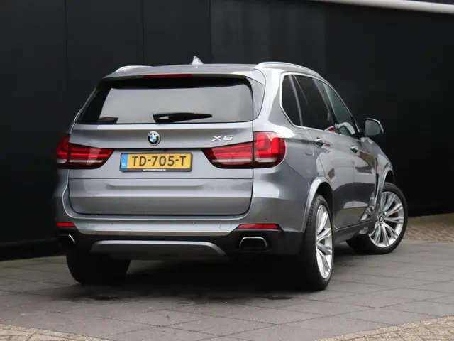 BMW X5 xDrive40e iPerformance | LEDER | H&K | PANO-DAK | CAMERA | ADAPT. CRUISE | NAVI | STOELVERW....