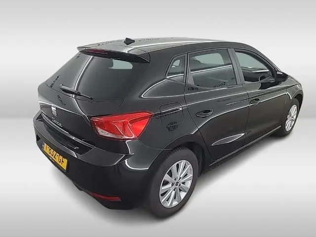 SEAT Ibiza 1.0 EcoTSI Style Business Connect 1e-Eig. & Dealer-Onderh. BOVAG-Garantie. NL-Auto.
