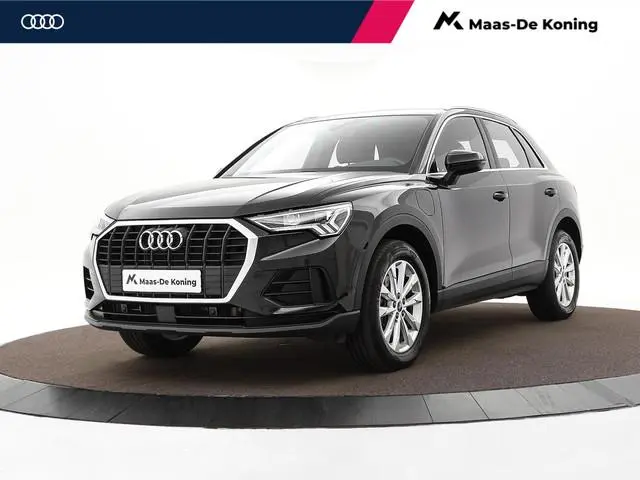 Audi Q3 45 TFSIe 245pk S-tronic Advanced Edition · Camera · Apple/Android Car Play · S line interieu...