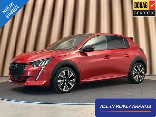 Peugeot 208 1.2 PureTech 130PK Aut. GT-Line | LED | Camera | Navi | Incl. garantie