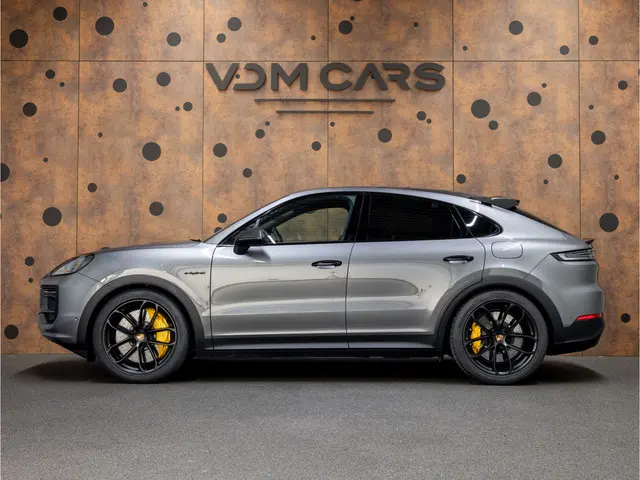 Porsche Cayenne Coupé 4.0 Turbo E-Hybrid GT | 18-weg | Burmester | Achterasbesturing | Bijrijdersdis...