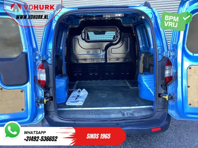 Ford Transit Courier