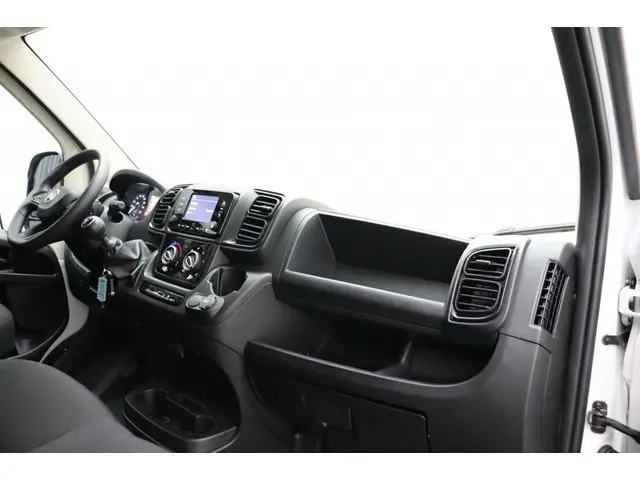 Fiat Ducato 2.2 L2H2 120MJT 88kW | 3-persoons | Betimmering | Cruise-ctrl