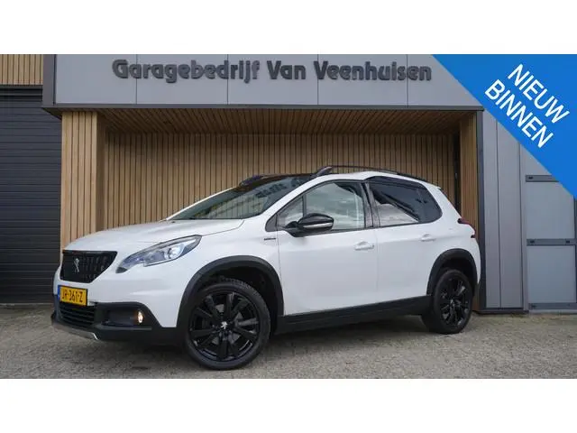 Peugeot 2008 1.2 131pk PureTech GT-line *Black Pack* Pano.Dak 17inch LM H-Leder Navi Cruise Control...