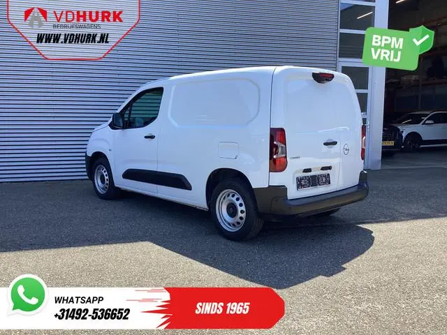Opel Combo 1.5 HDi 130 pk Aut. Carplay/ 3Pers./ Navi/ Camera/ PDC/ Cruise/ Airco