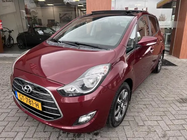 Hyundai ix20 1.6i Premium - Cruise & Climate C. | Stoel-/Stuurverw. | Leder Bekl. | Schuif-/Kantelda...