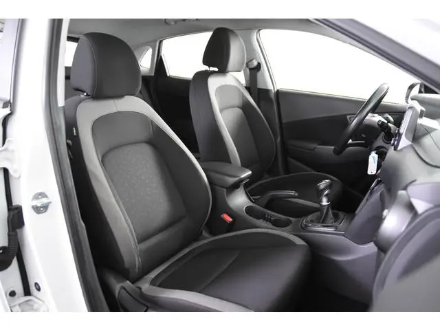 Hyundai Kona 1.0 T-GDI *1ste Eigenaar*Navigatie*Carplay*PDC*