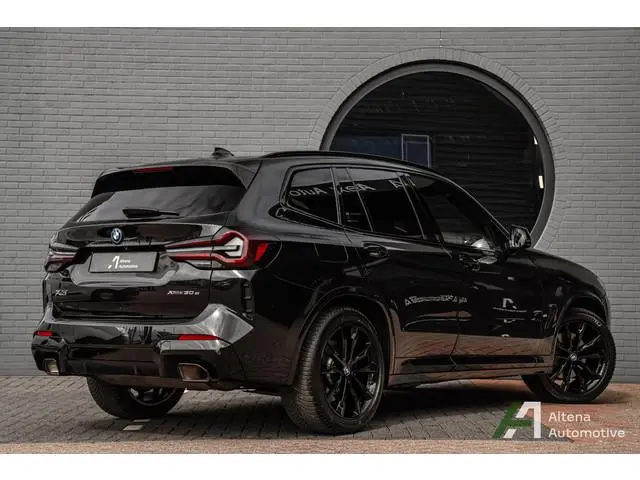 BMW X3 xDrive30e High Executive M-sport, BTW, Trekhaak, Msport stoelen, panorama dak, HUD, Harman Ka...