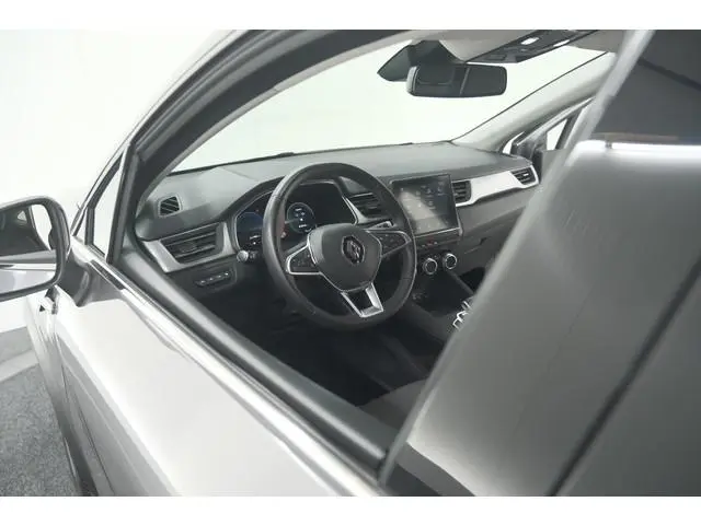 Renault Captur 1.6 E-Tech Plug-in Hybrid 160 Intens | Parkeersensoren | Apple Carplay | Navigatie |...
