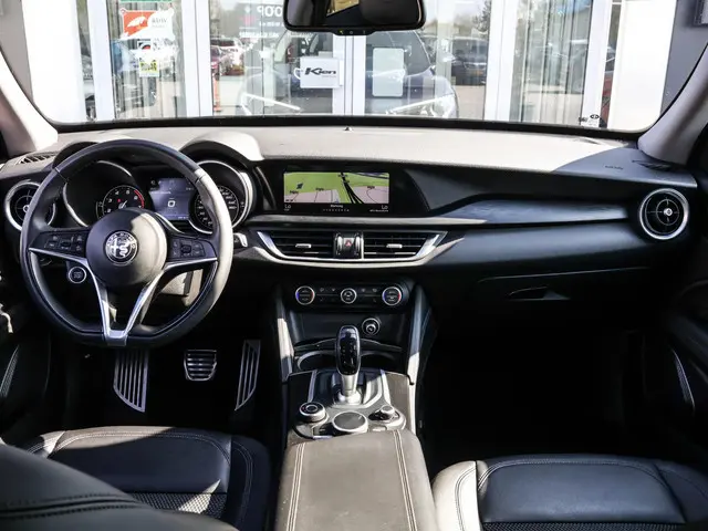 Alfa Romeo Stelvio 2.0 T AWD B-Tech | Navigatie | ACC | Stoel & Stuurverwarming