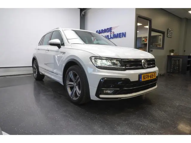 Volkswagen Tiguan 1.5 TSI ACT Highline Business R-line 19'' LED Carplay