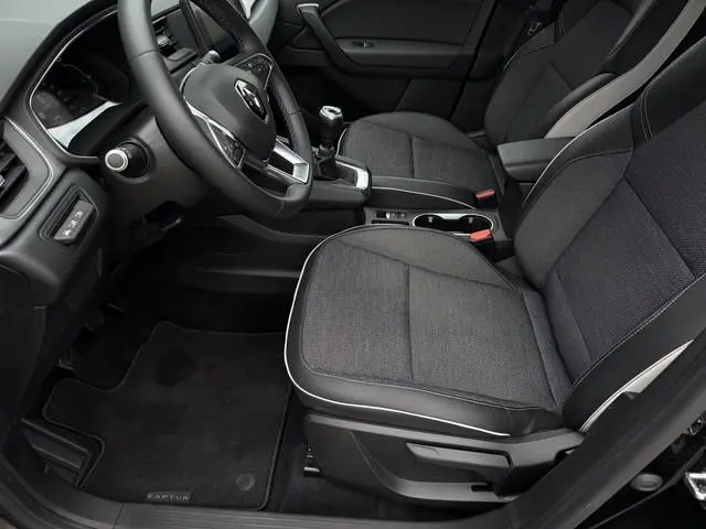 Renault Captur 1.0 TCe 90 Intens / 360 Camera / Keyless / All-season / 17'' LM /