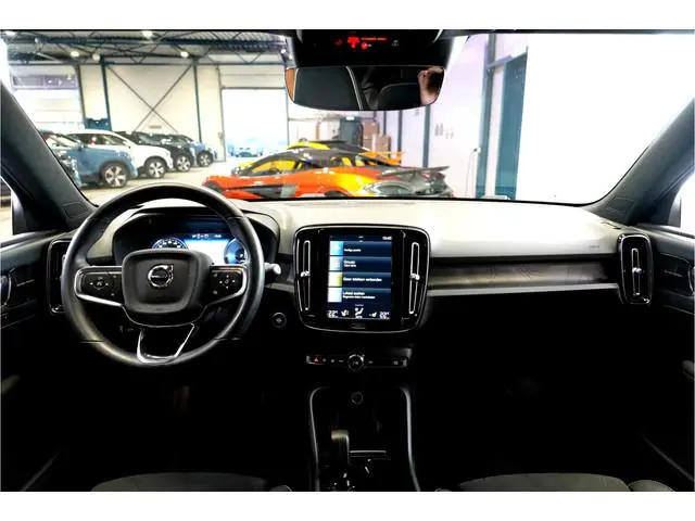 Volvo XC40 1.5 T4 Plug-in Hybrid 155kW/211pk DCT7 Ultimate Dark PANORAMADAK + HARMAN/KARDON + LEER/A...