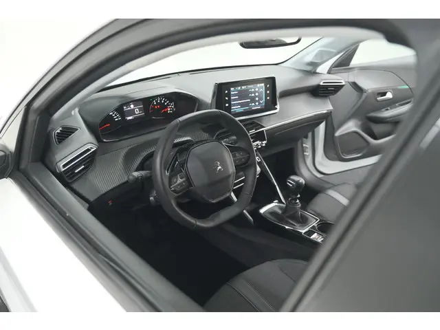 Peugeot 208 PureTech 100 Allure | Apple Carplay | Parkeersensoren