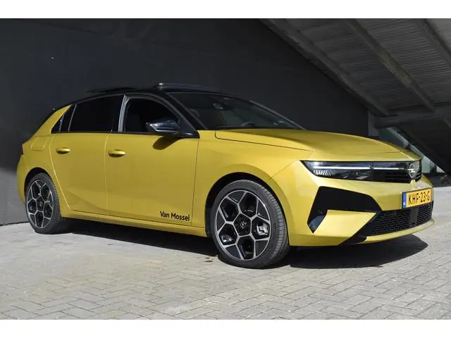 Opel Astra 1.6 Turbo Plug In Hybrid Ultimate Bom volle auto! Nav, Camera, Demo (beschikbaar vanaf 08...