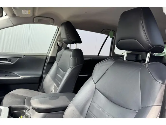 Toyota RAV4 2.5 Hybrid AWD Executive Lederen bekleding, Dodehoekdetectie, Seat memory, JBL, Stoelver...