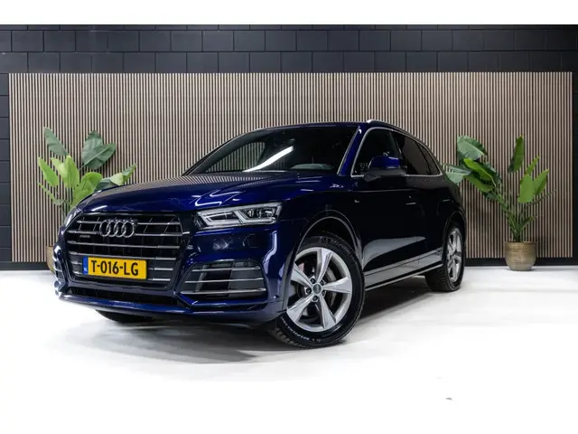 Audi Q5 55 TFSI PHEV S Line | Quattro | Camera | Stoelverwarming |