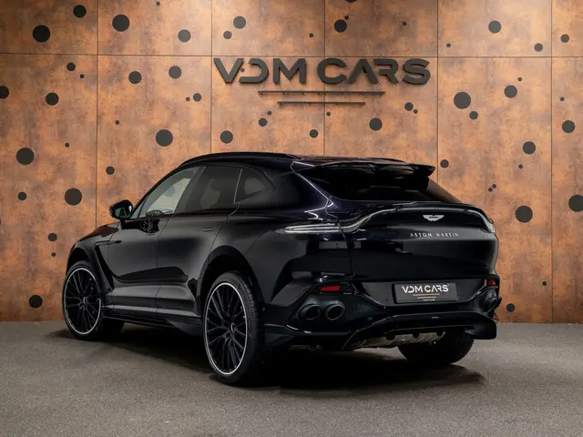 Aston Martin DBX 4.0 V8 707 | Carbon | Ventilatie | ACC | 360° | Keyless |
