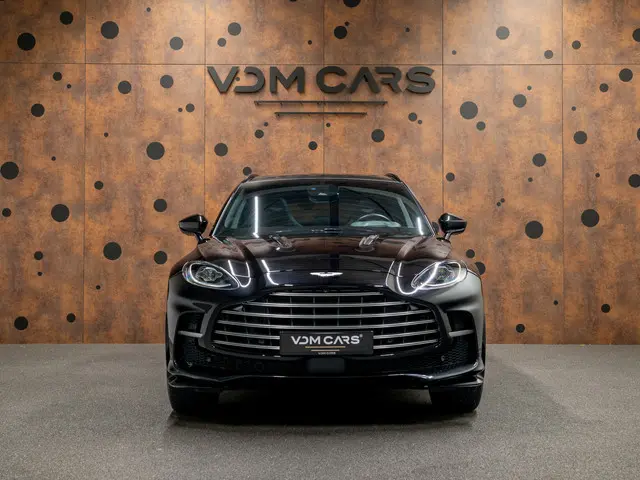 Aston Martin DBX