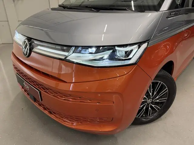 Volkswagen Multivan 1.4 eHybrid BULLI 7p. HEAD-UP/IQ-LIGHT/LEER-ALCANTARA/SOH 97%/SFEER/KEYLESS/ELEC...